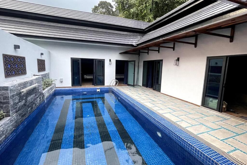 בנטונג Charis Janda Baik Semi D Villa 6: 3 Bedroom + Pool מראה חיצוני תמונה
